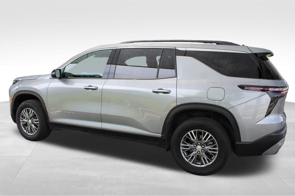 2025 Chevrolet Traverse LT 2LT