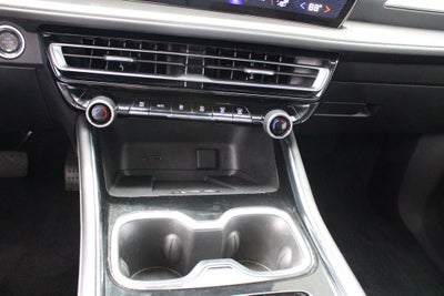 2025 Chevrolet Traverse LT 2LT