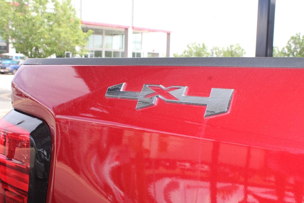 2023 GMC Sierra Elevation