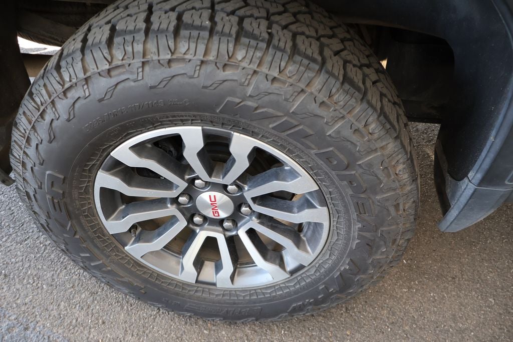 2021 GMC Sierra AT4