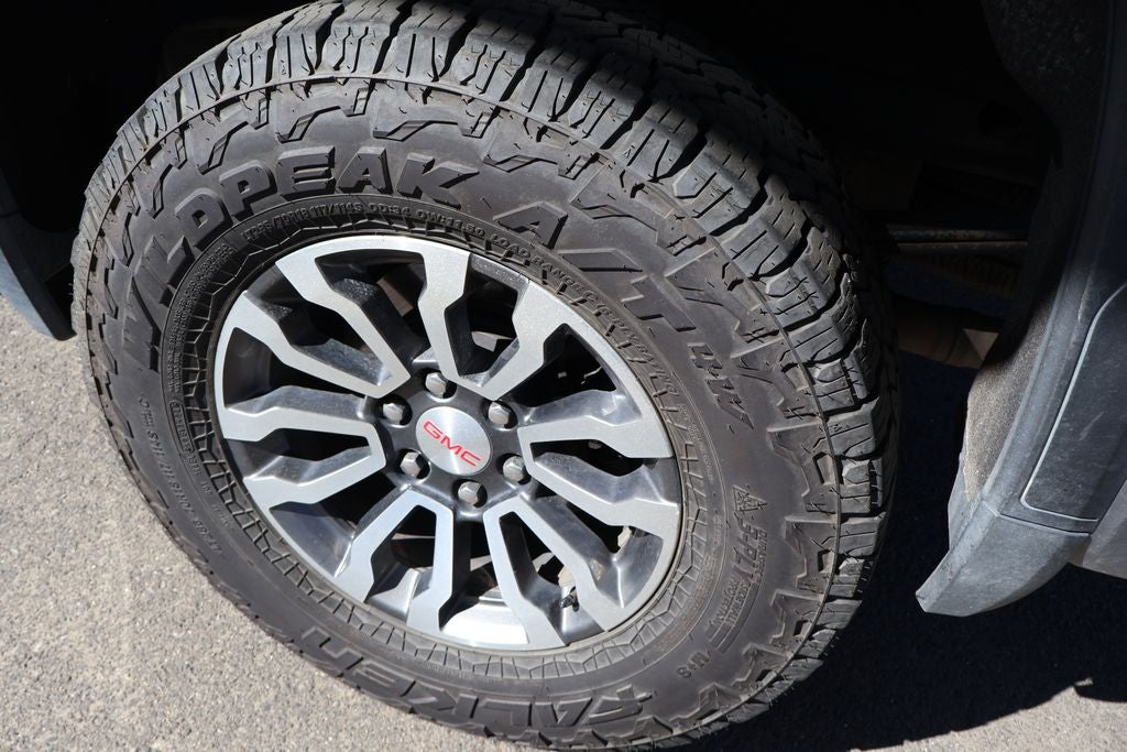 2021 GMC Sierra AT4