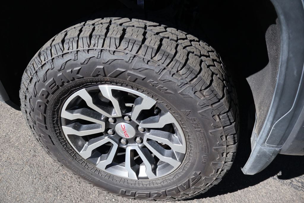 2021 GMC Sierra AT4