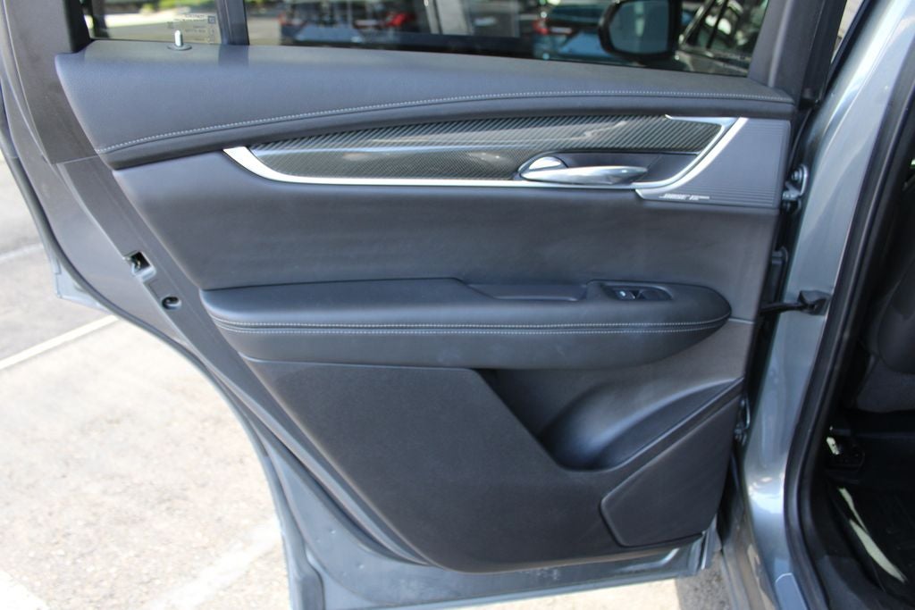 2022 Cadillac XT6 Sport