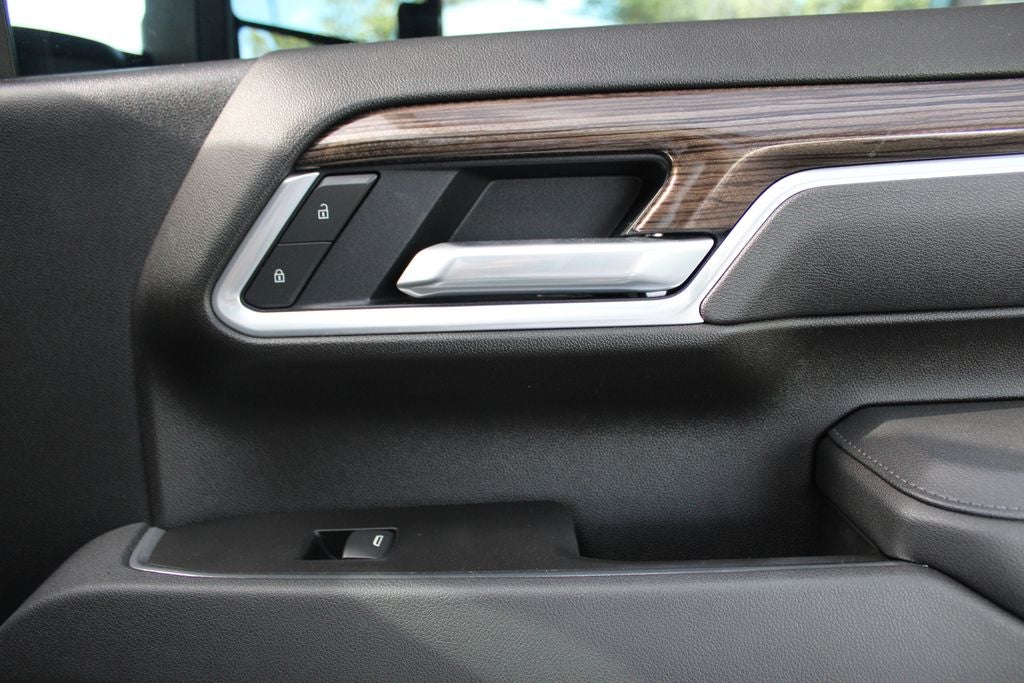 2025 Chevrolet Silverado HD LT