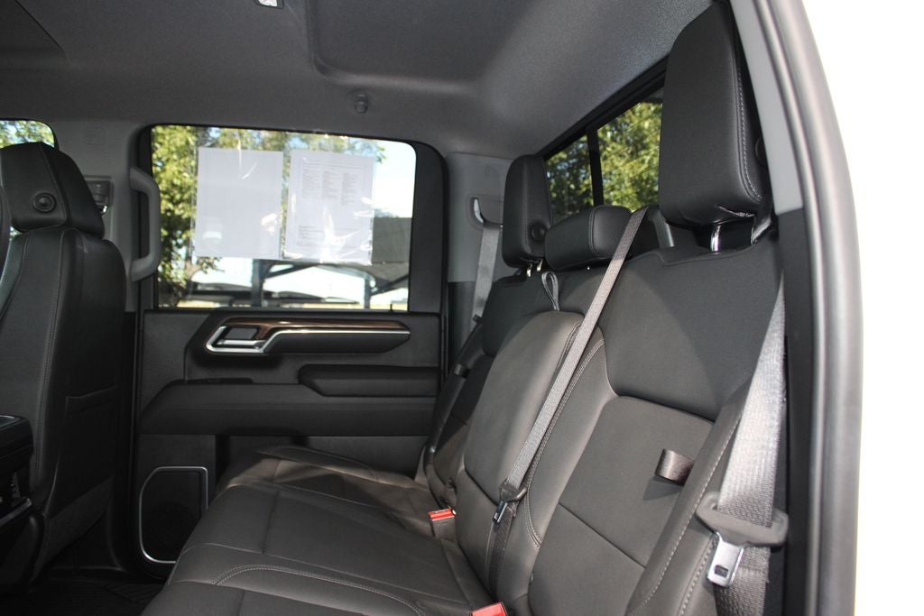 2025 Chevrolet Silverado HD LT
