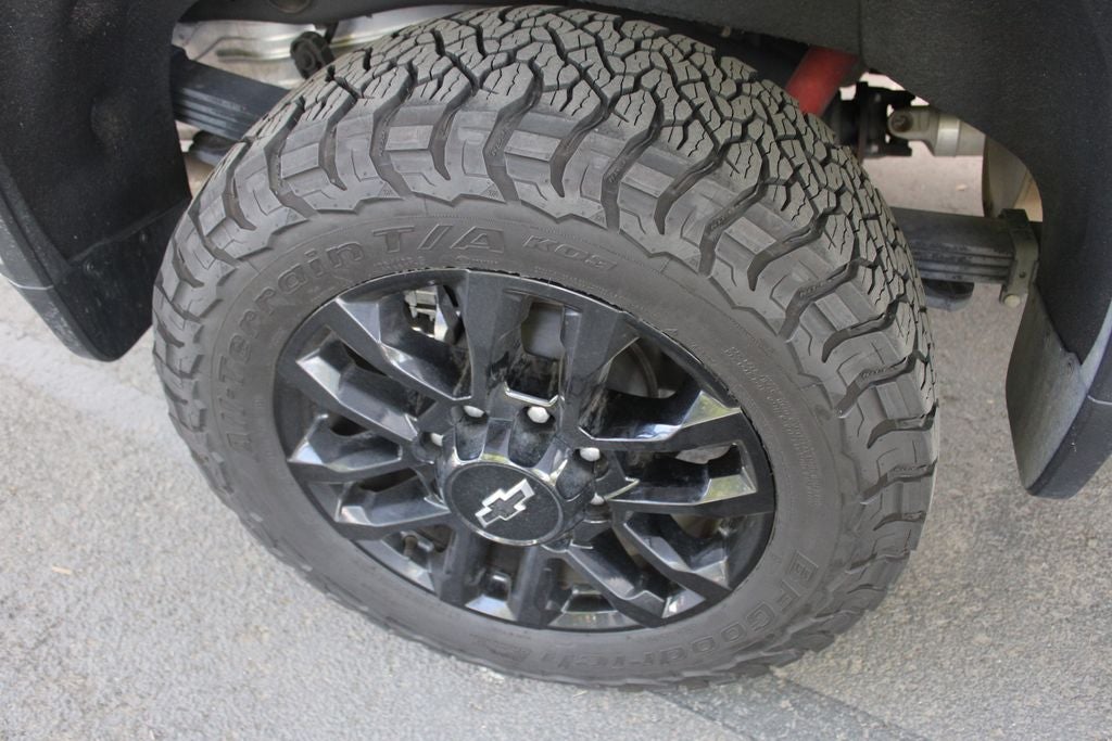 2025 Chevrolet Silverado HD LT