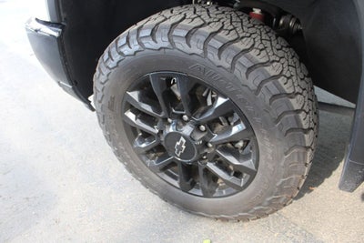 2025 Chevrolet Silverado HD LT
