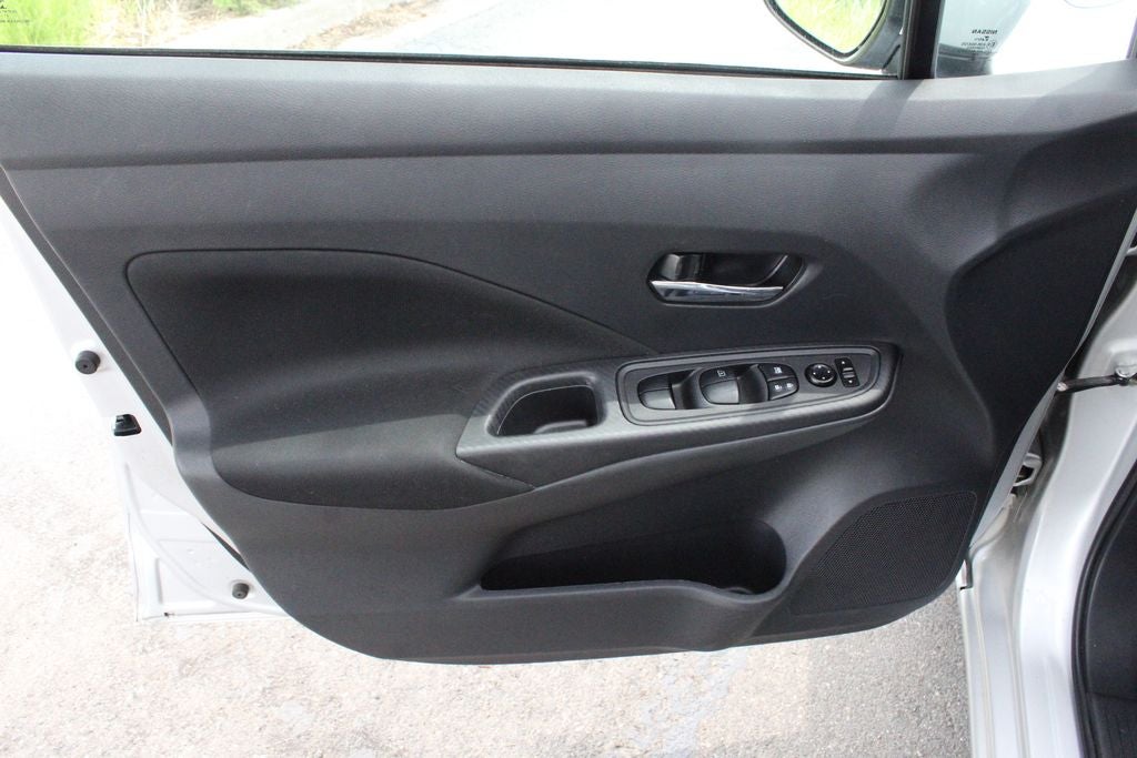 2021 Nissan Versa 1.6 SV