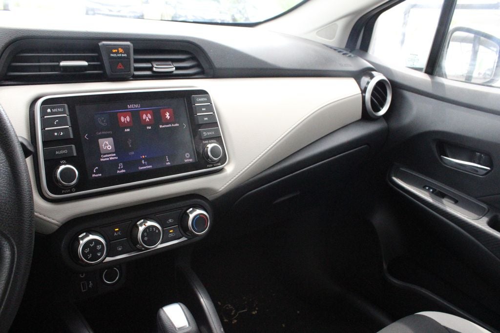 2021 Nissan Versa 1.6 SV