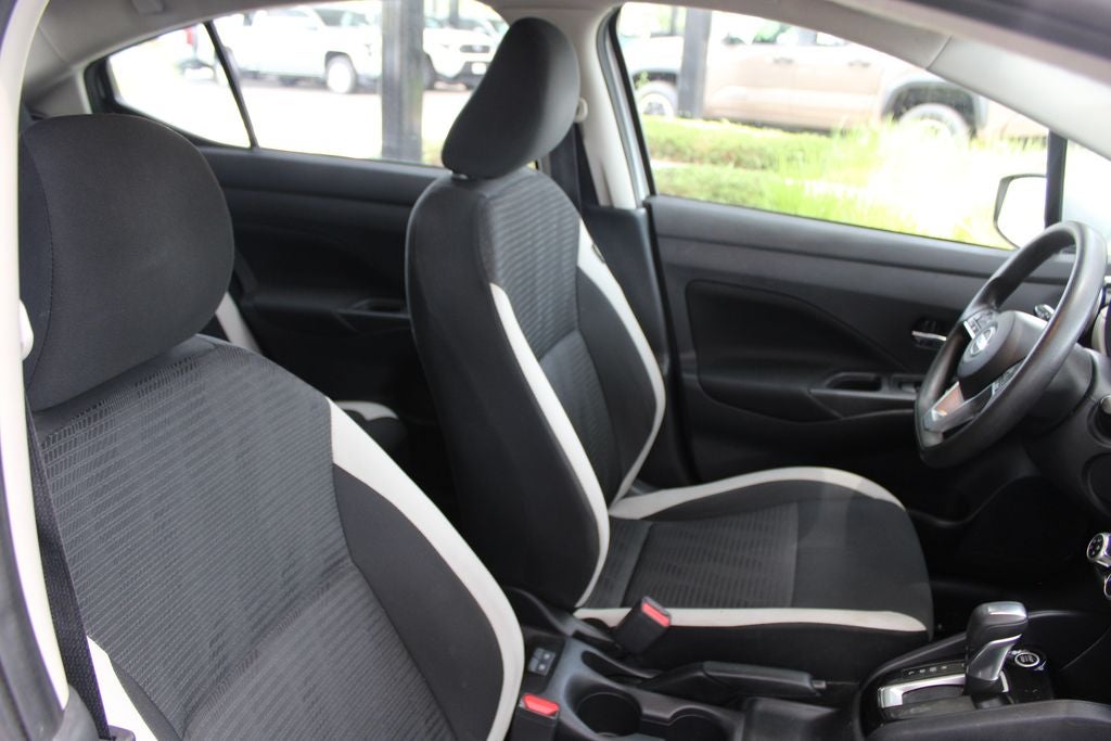 2021 Nissan Versa 1.6 SV