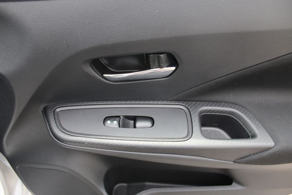 2021 Nissan Versa 1.6 SV