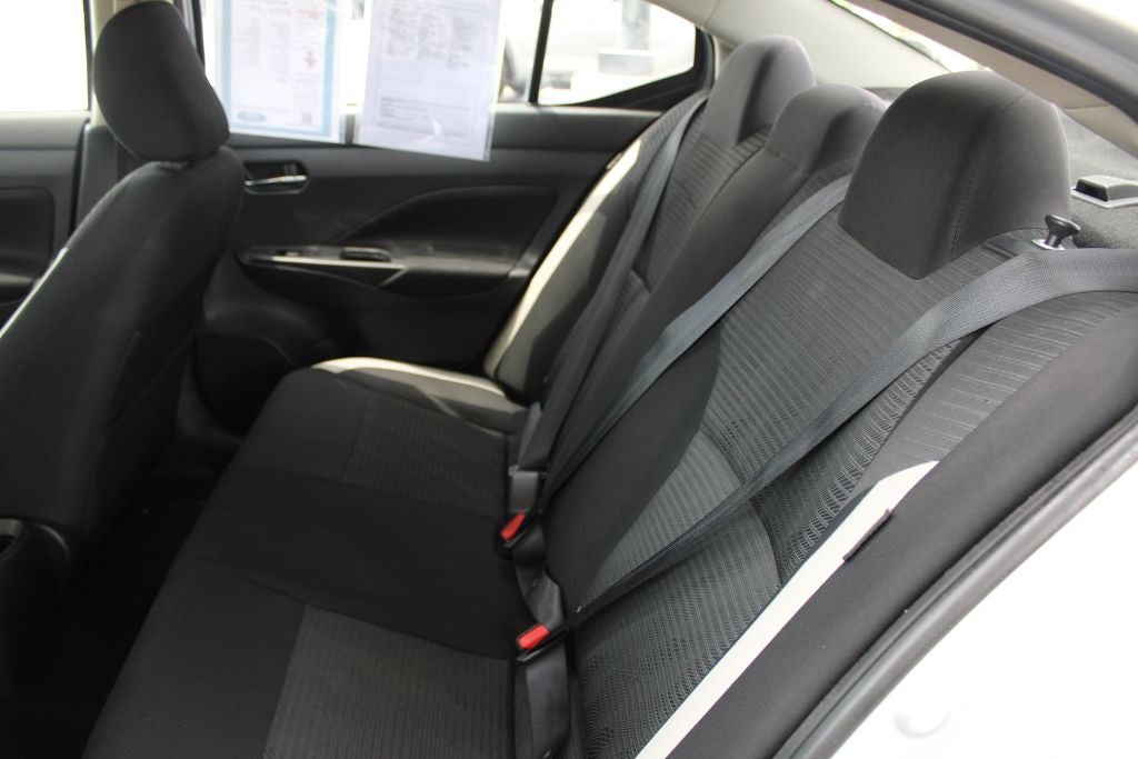 2021 Nissan Versa 1.6 SV