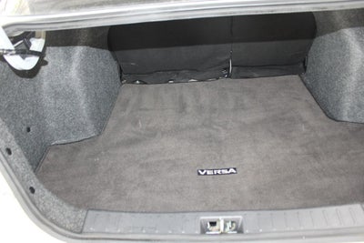 2021 Nissan Versa 1.6 SV