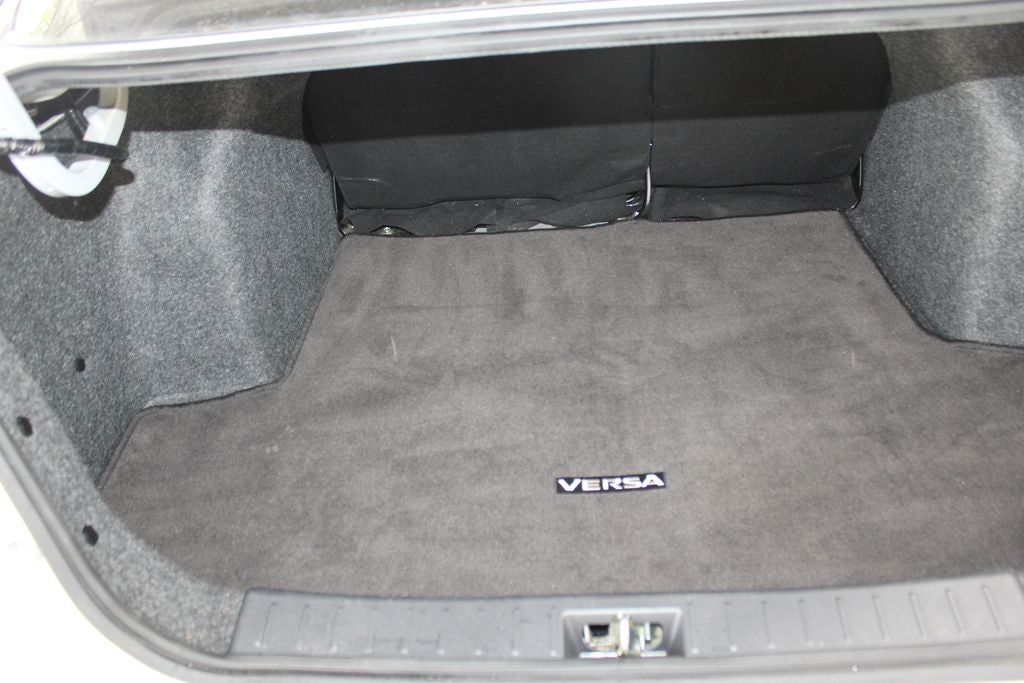 2021 Nissan Versa 1.6 SV
