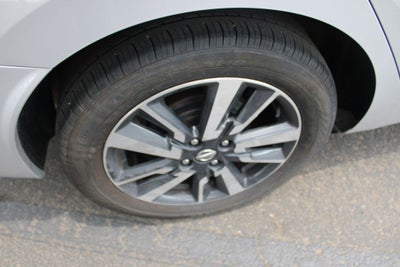 2021 Nissan Versa 1.6 SV