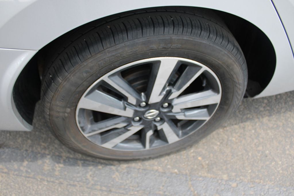 2021 Nissan Versa 1.6 SV