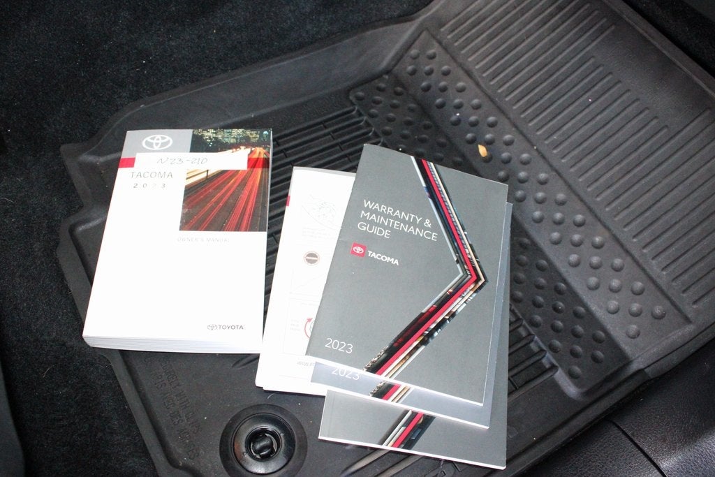 2023 Toyota TACOMA TRAIL Trail Edition V6