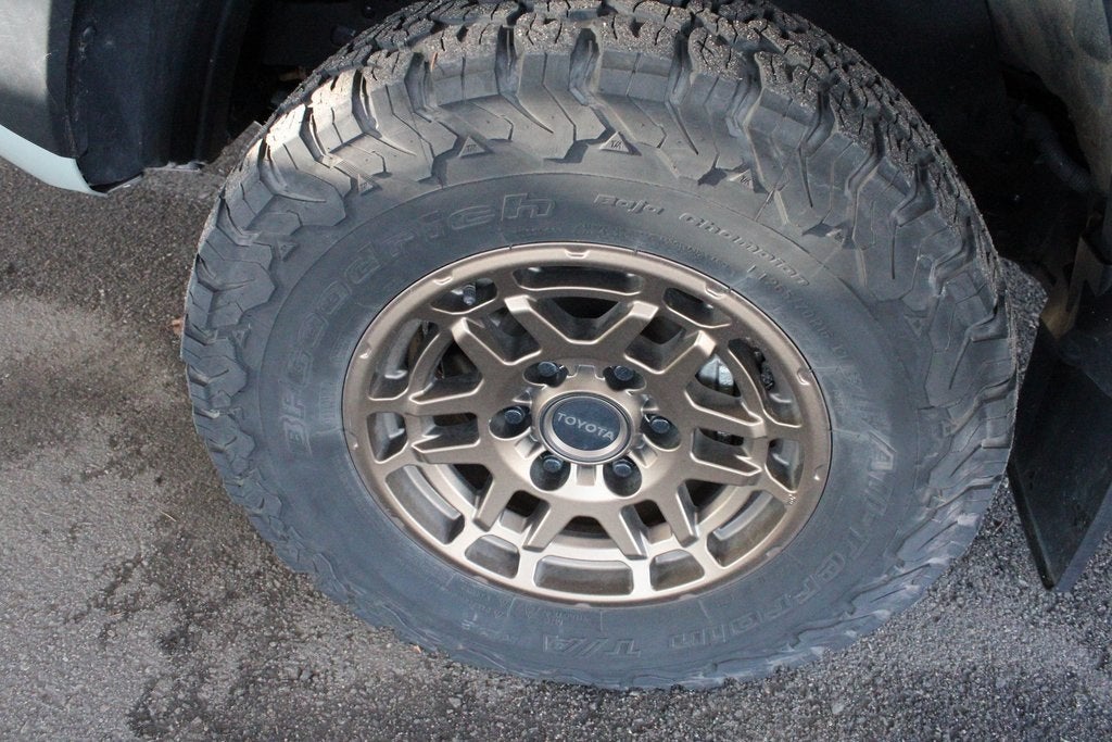 2023 Toyota TACOMA TRAIL Trail Edition V6