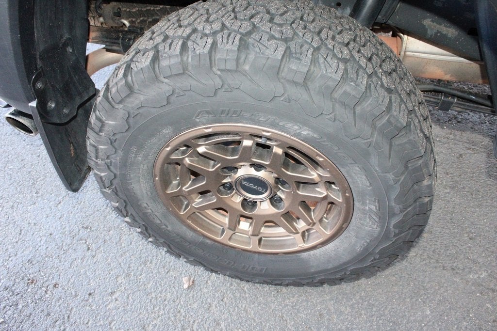 2023 Toyota TACOMA TRAIL Trail Edition V6