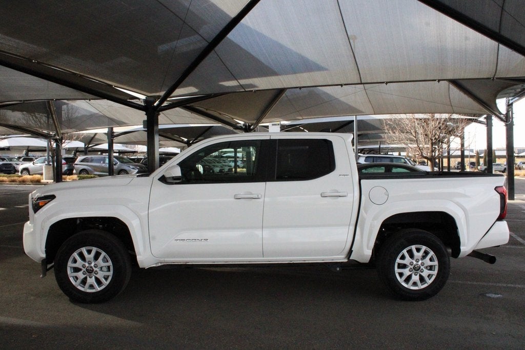 2025 Toyota TACOMA SR5 SR5