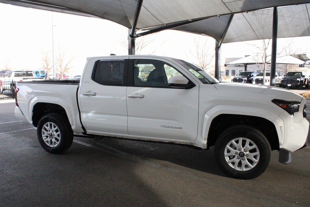 2025 Toyota TACOMA SR5 SR5