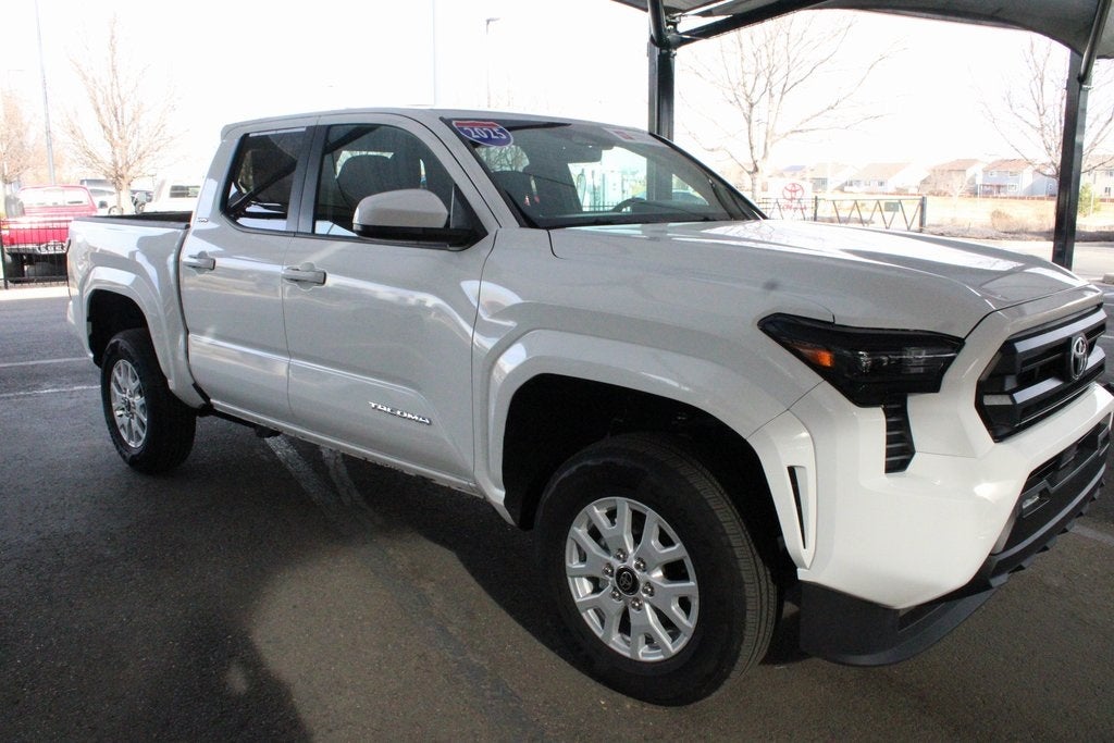 2025 Toyota TACOMA SR5 SR5