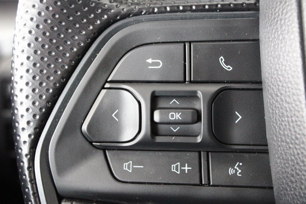 2025 Toyota TACOMA SR5 SR5