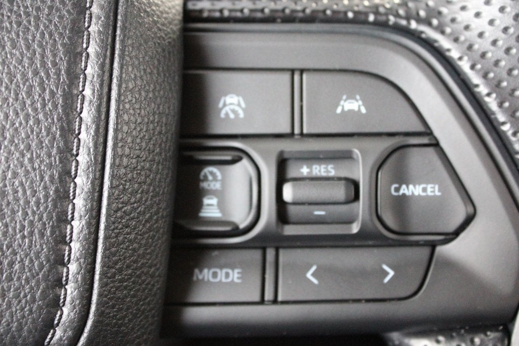 2025 Toyota TACOMA SR5 SR5