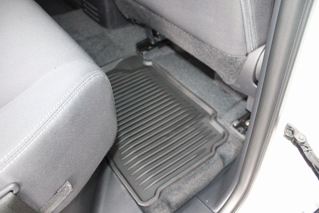 2025 Toyota TACOMA SR5 SR5