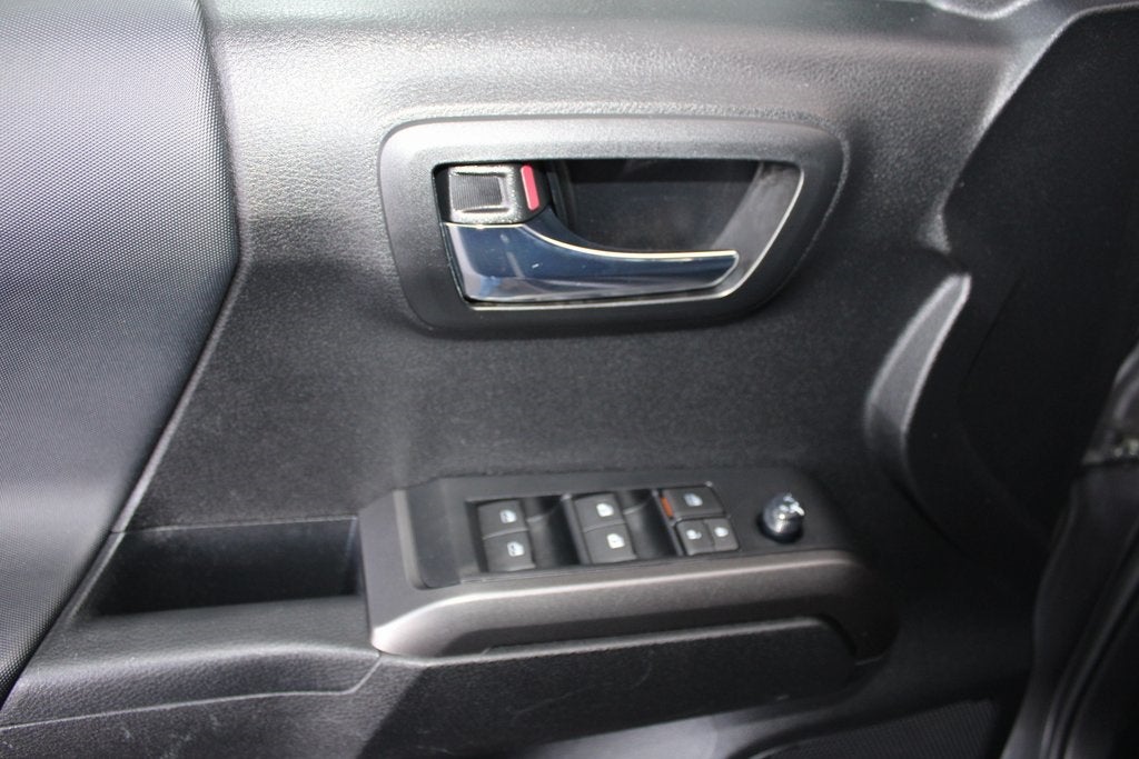 2022 Toyota TACOMA TRD OFFRD TRD Off-Road V6