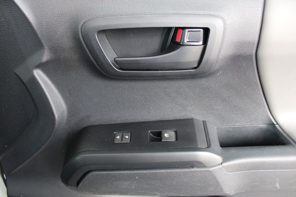 2021 Toyota TACOMA SR SR