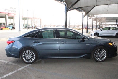 2019 Toyota AVALON HYBRID Limited