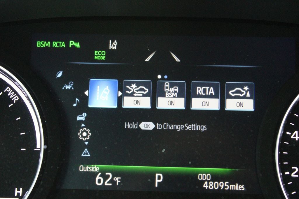 2019 Toyota AVALON HYBRID Limited