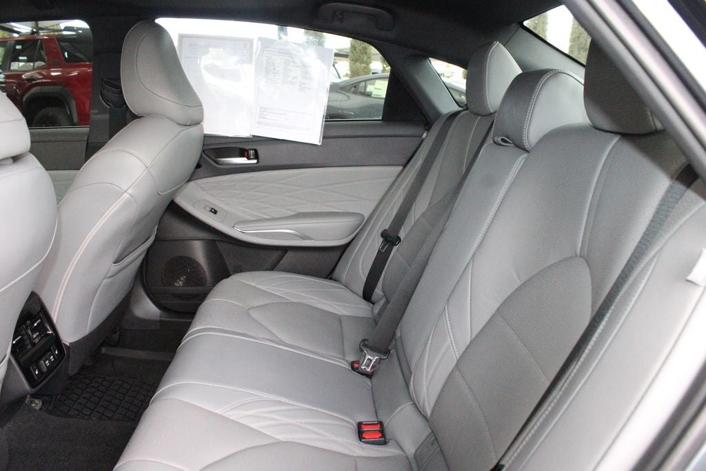 2019 Toyota AVALON HYBRID Limited