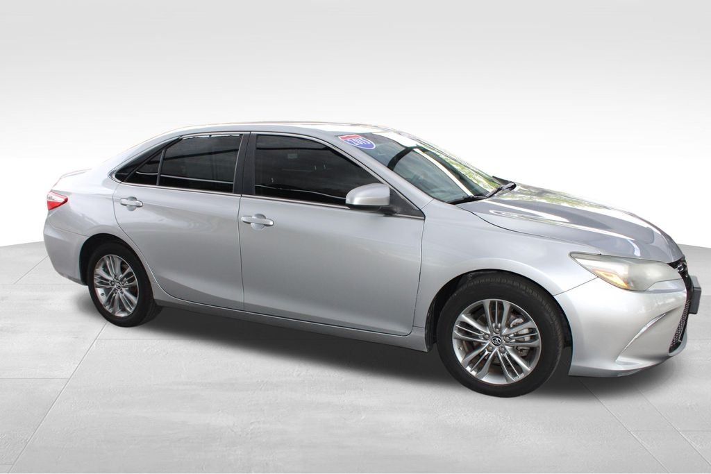 2015 Toyota CAMRY SE