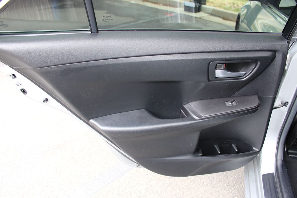 2015 Toyota CAMRY SE