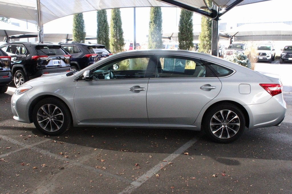 2017 Toyota AVALON XLE