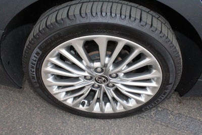 2021 Toyota Avalon Hybrid Limited