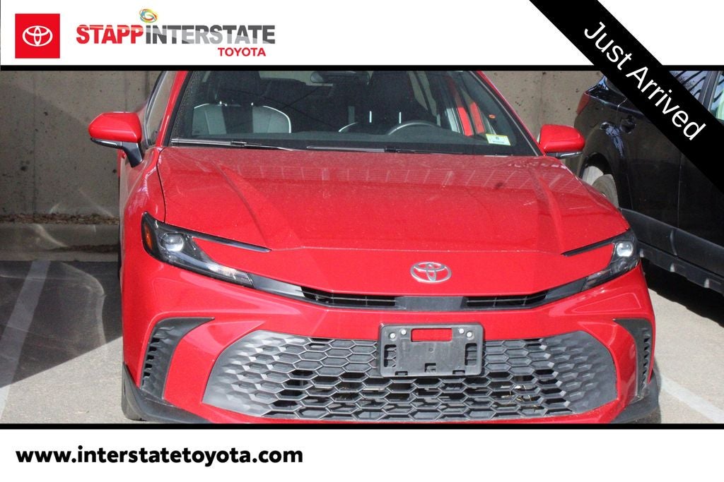 2025 Toyota CAMRY SE