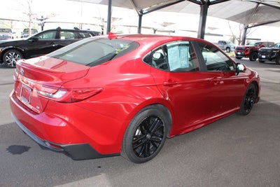 2025 Toyota CAMRY SE