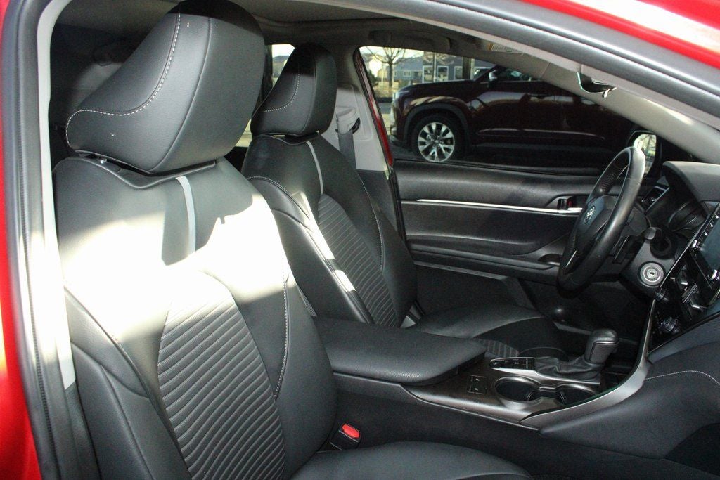 2023 Toyota CAMRY SE