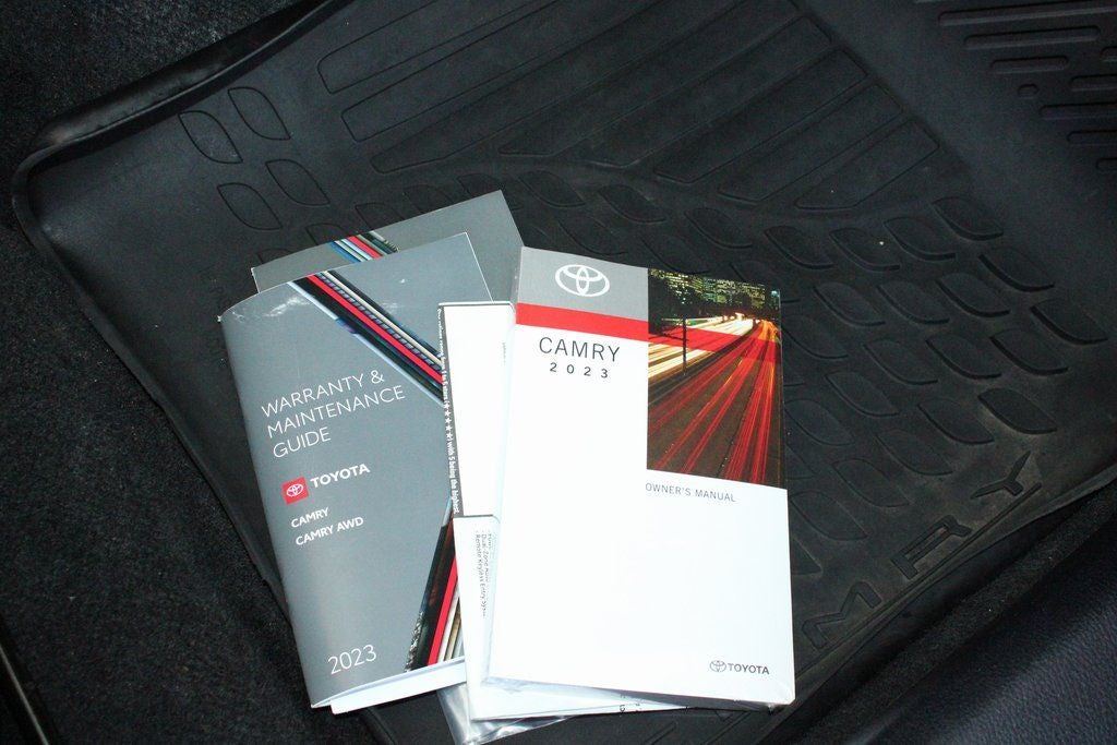 2023 Toyota CAMRY SE