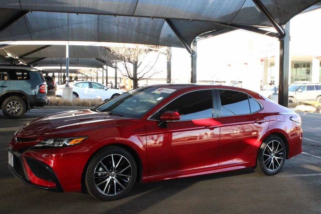 2023 Toyota CAMRY SE