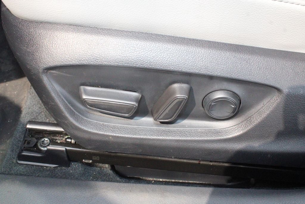 2022 Toyota Camry XSE V6