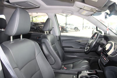2022 Honda Pilot Touring 7 Passenger