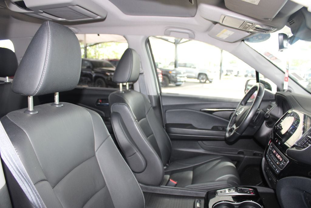2022 Honda Pilot Touring 7 Passenger