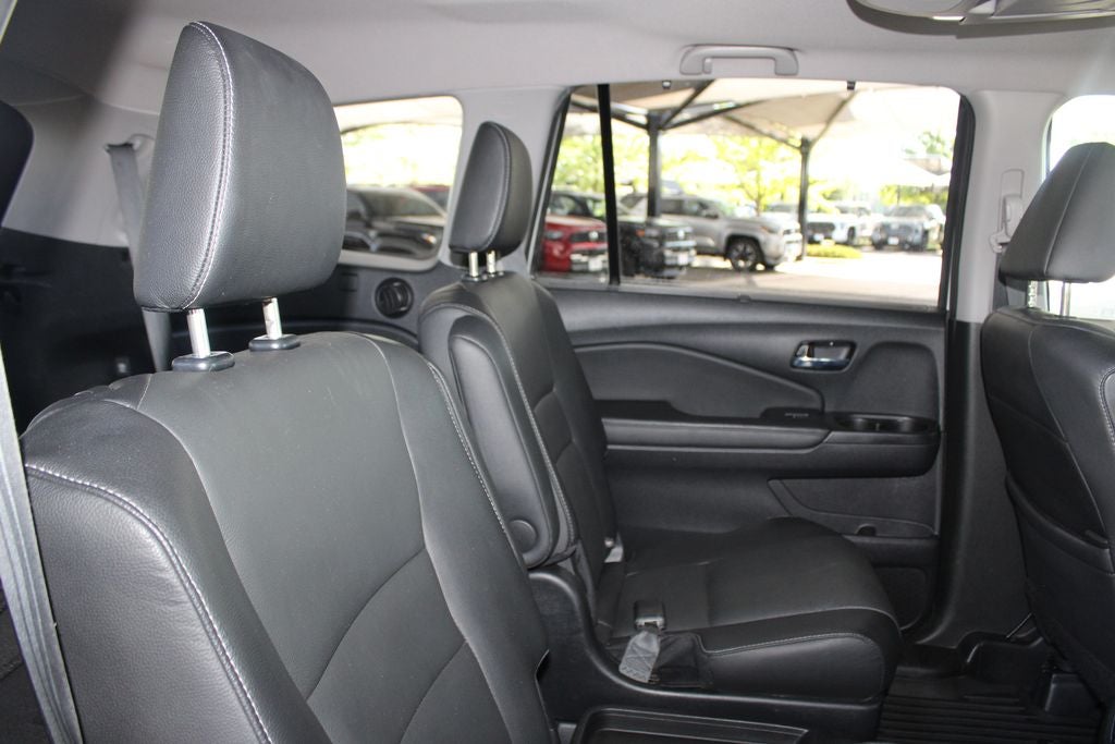 2022 Honda Pilot Touring 7 Passenger