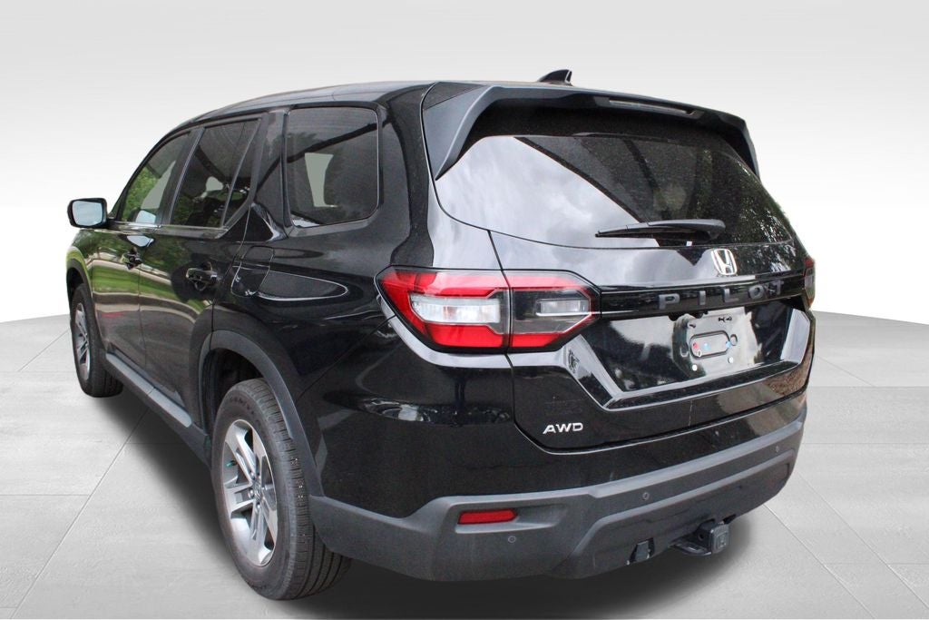 2024 Honda Pilot EX-L 8 Passenger