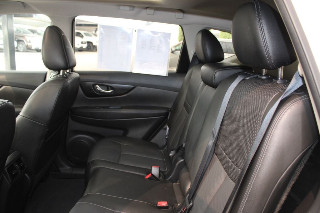 2017 Nissan Rogue SL
