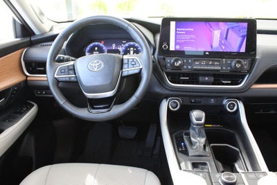 2025 Toyota Grand Highlander Platinum